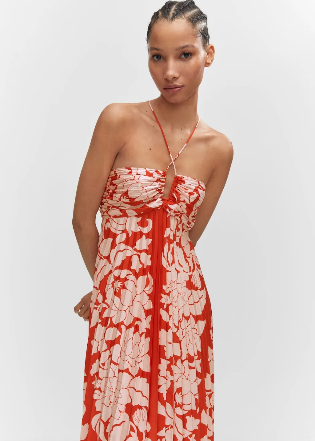 Vestito plissettato collo halter