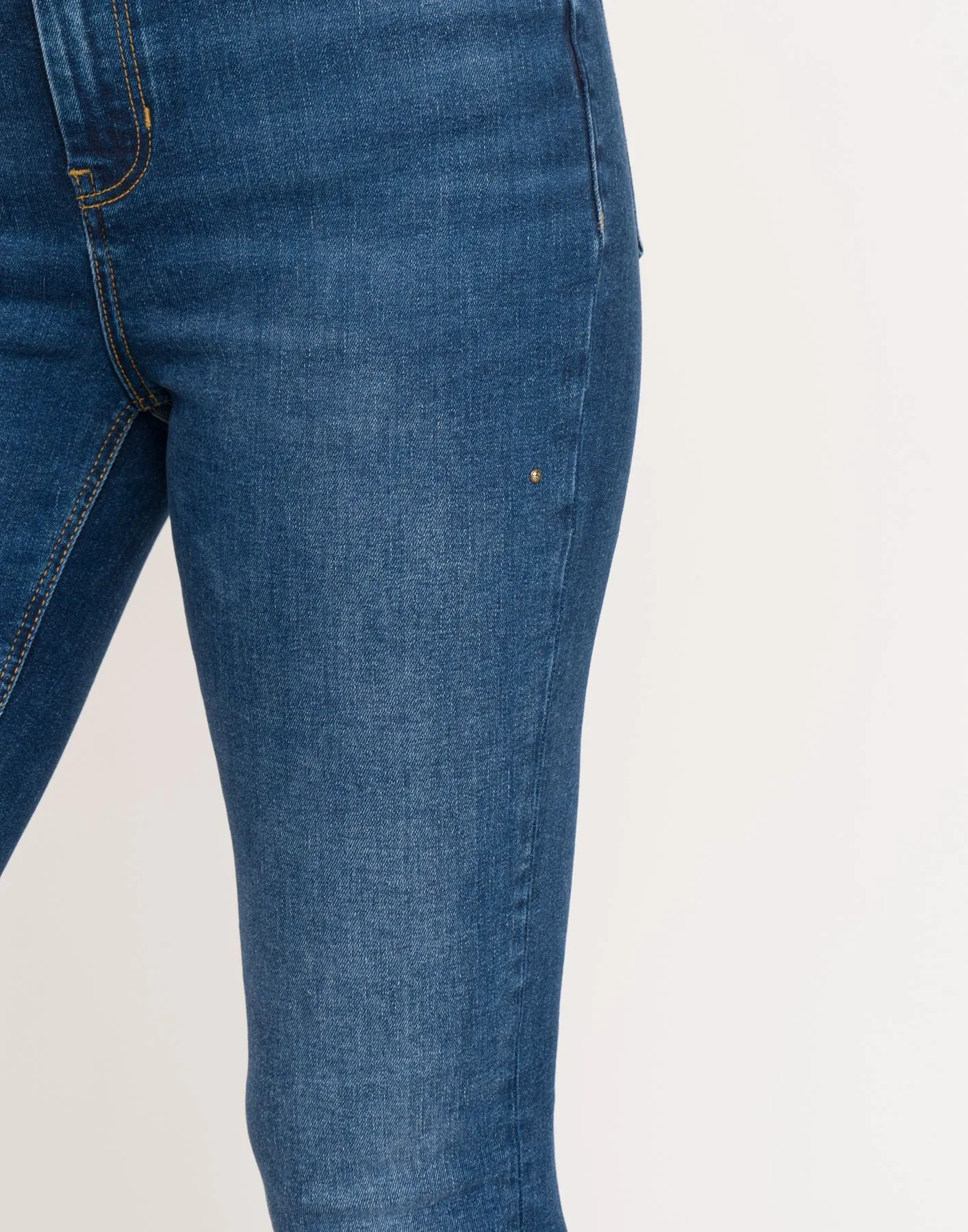 W2BA63 D4T82 - Pantaloni - GUESS