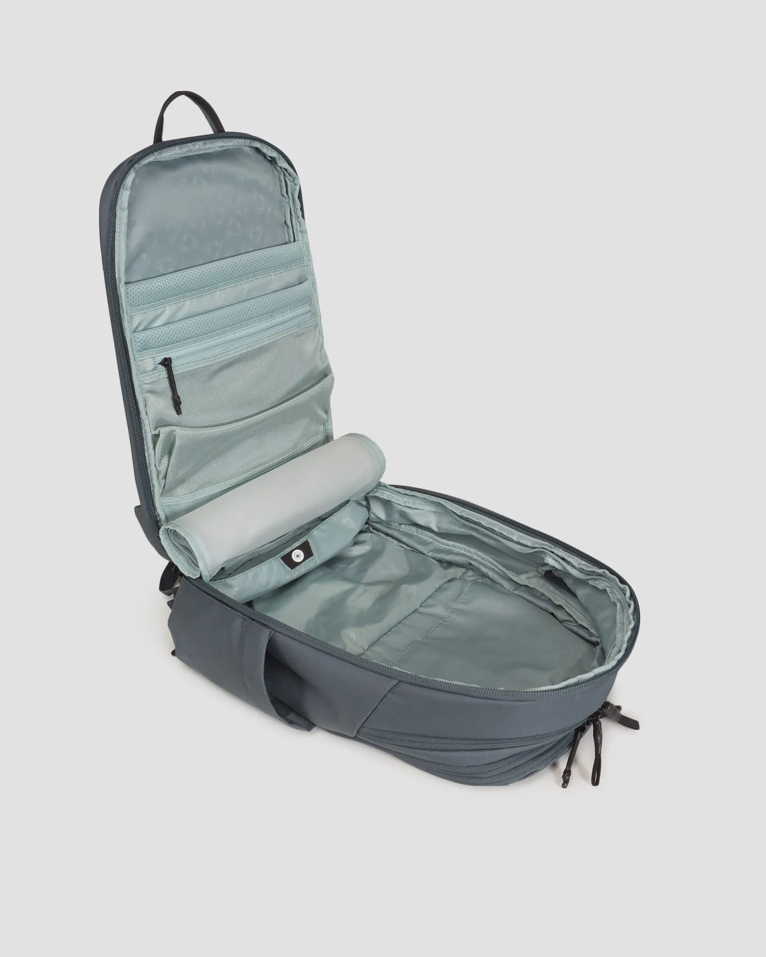 Zaino grigio Thule Aion Travel Backpack 28L 3205018-dark-slate
